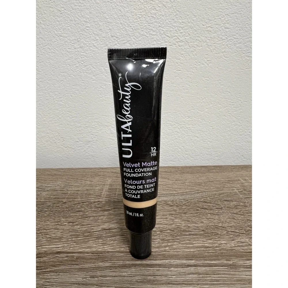 Ulta Beauty Velvet Matte Full Coverage Foundation 1oz Shade Light Warm New